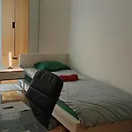 Jolie Chambre confortable proche de l\'aéroport