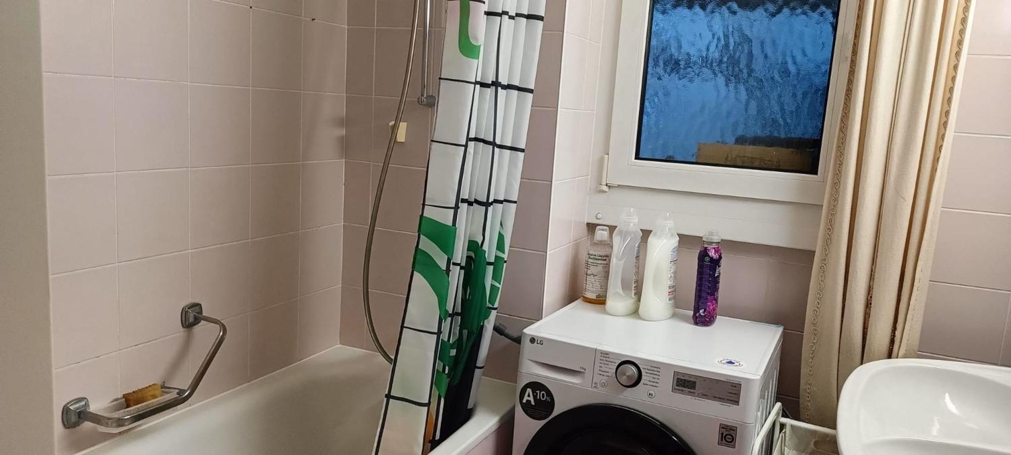 Jolie Confortable Proche De L'aéroport Habitación en casa particular Ginebra