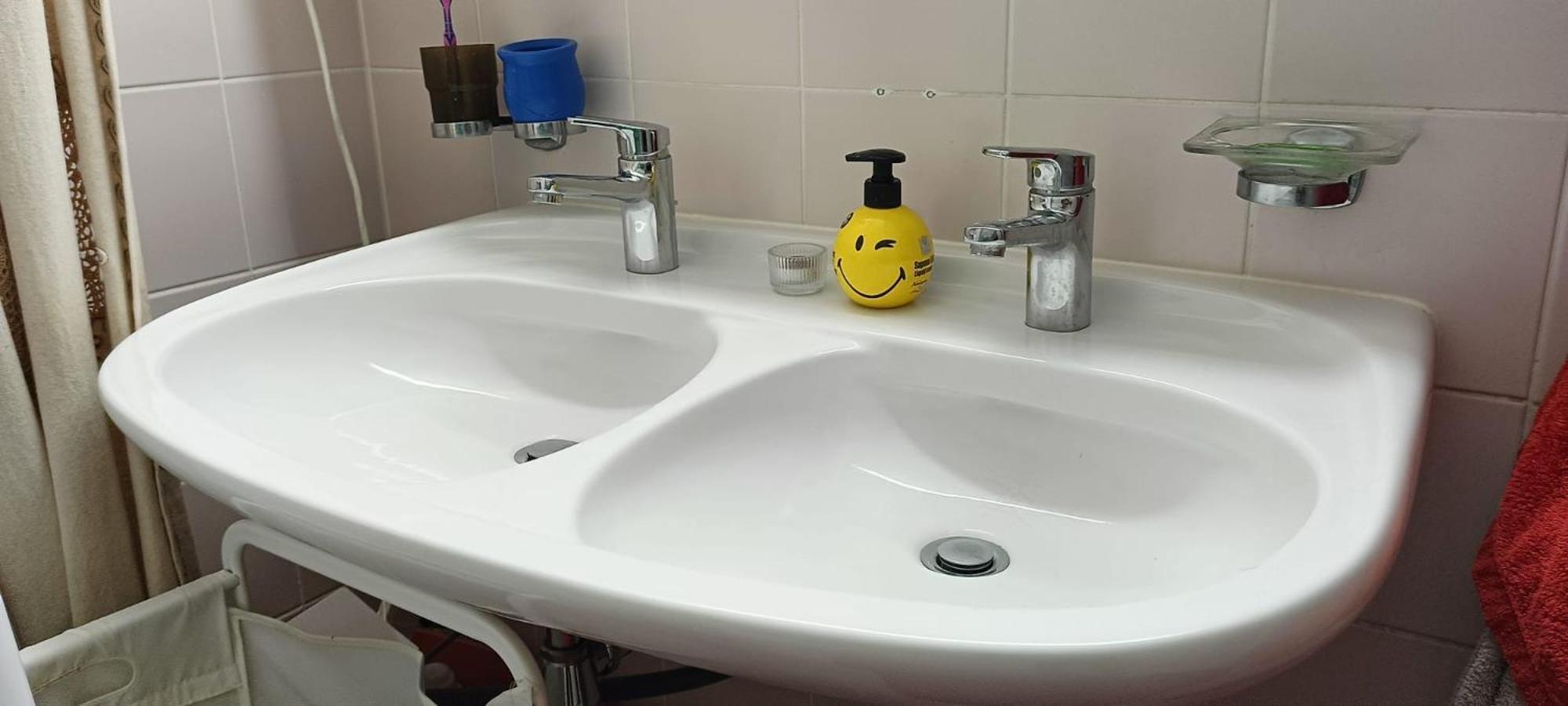 Habitación en casa particular Jolie Confortable Proche De L'aéroport Ginebra