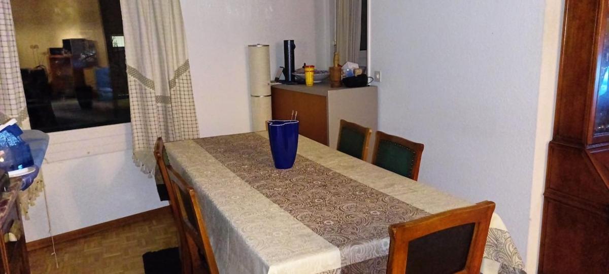 Séjour chez l'habitant Jolie Confortable Proche De L'aéroport